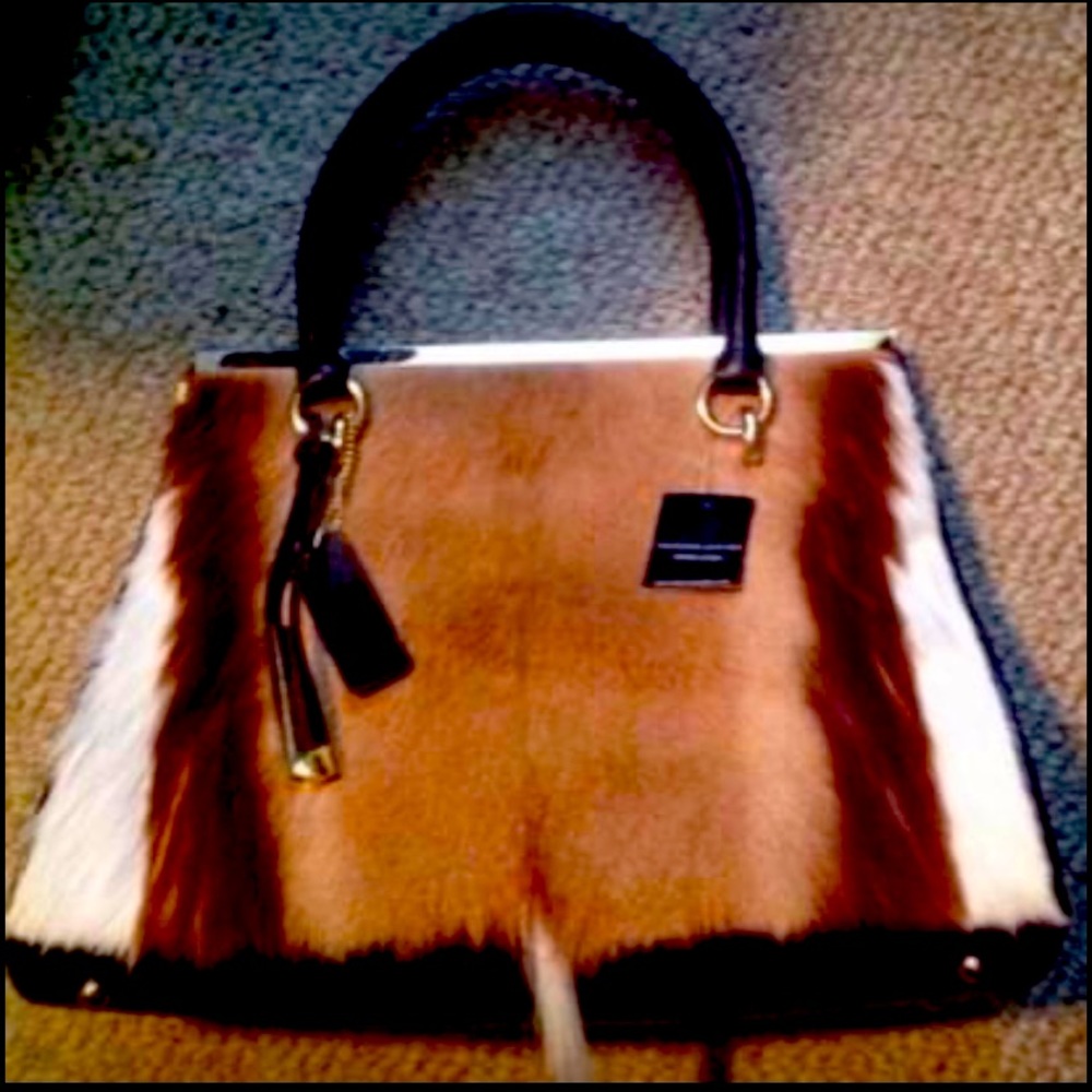 Wilson’s Leather Purse